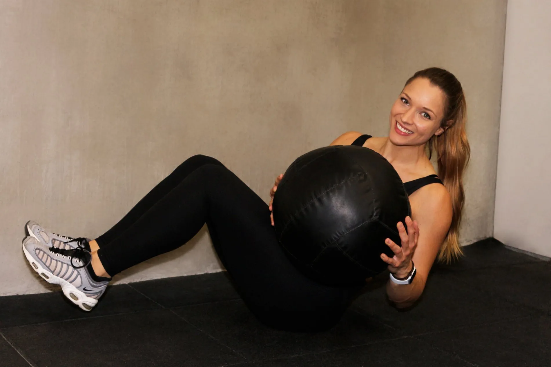 Jana training with a medicine ball